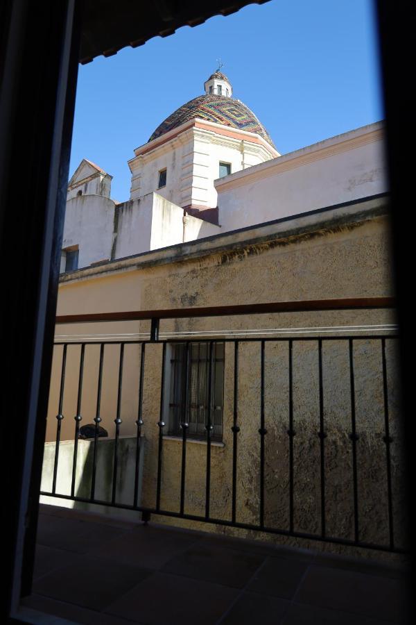 Residencia Pais Appartement Alghero Buitenkant foto